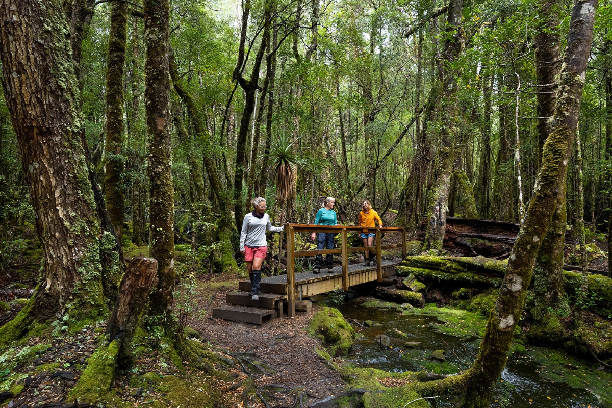 cradle-mountain-signature-9.png